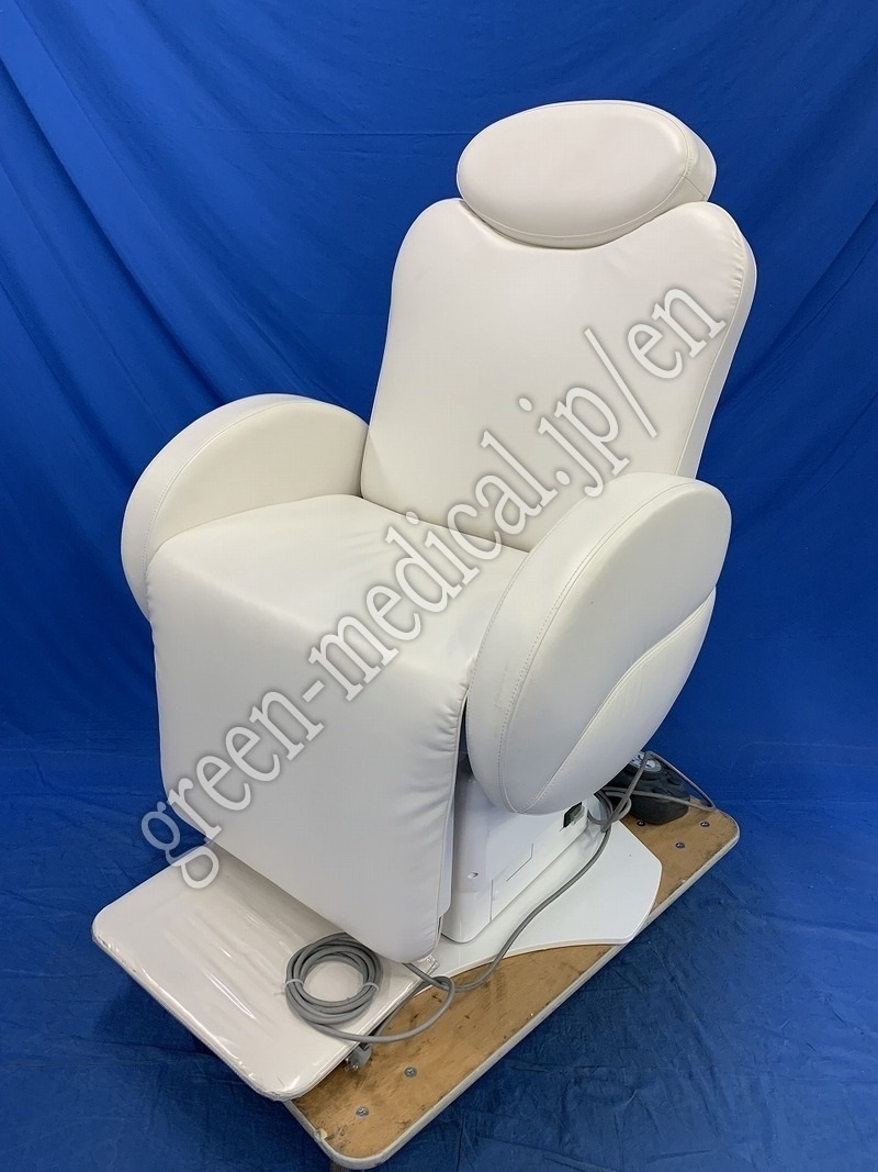 〇椅子型電動診察台 (タカラベルモント株式会社 / 102474)￤中古