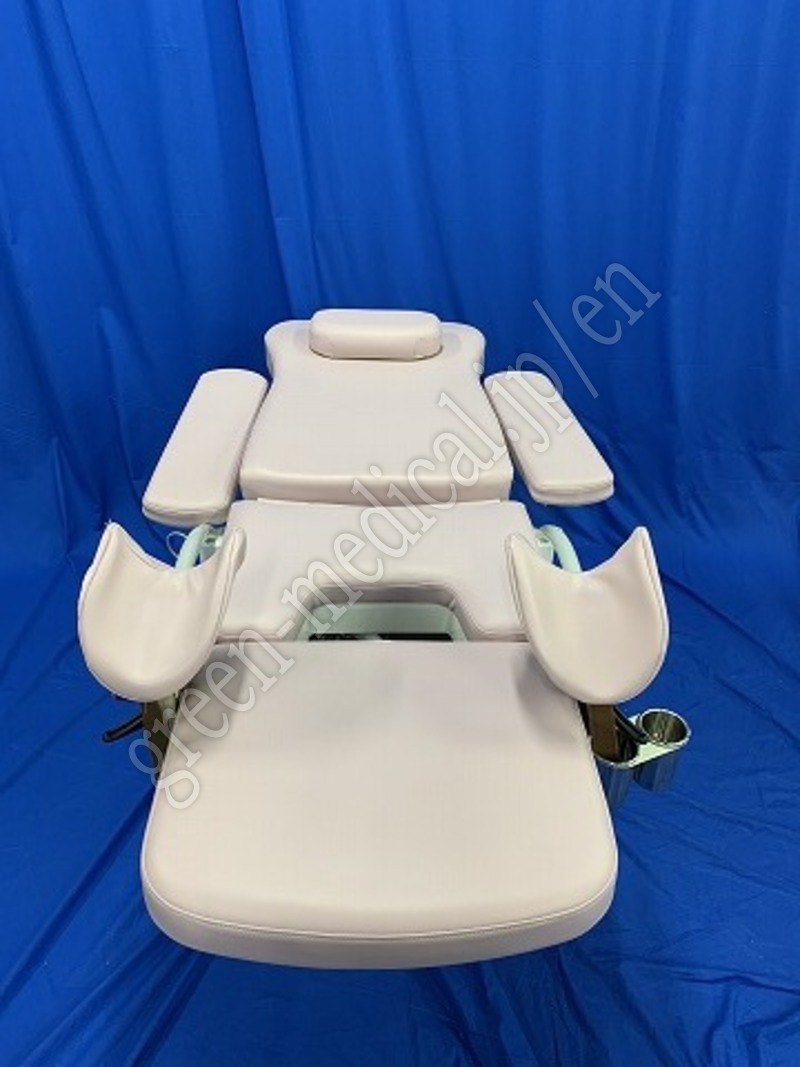 0.産婦人科検診台