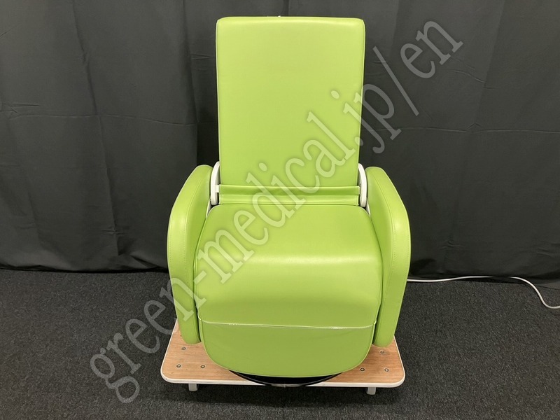 1.〇椅子型電動診察台