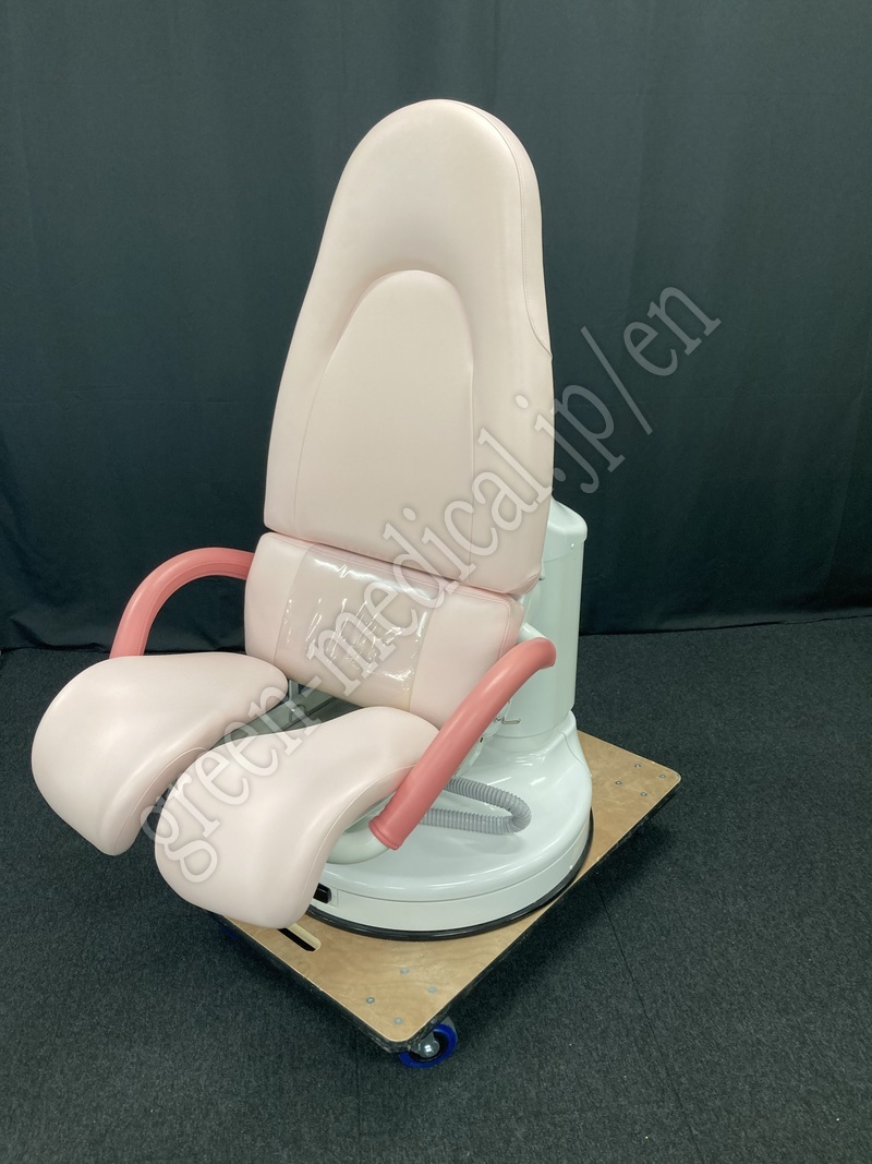 1.○ 産婦人科検診台