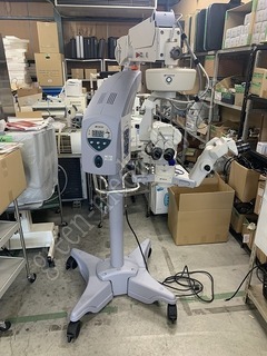 〇 手術用顕微鏡