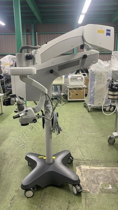 Surgical Microscope