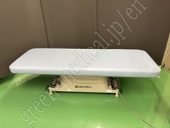 〇電動診察台