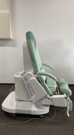 TAKARA BELMONT Urology Table