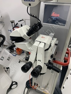 Leica Ophthalmic Surgical Microscope