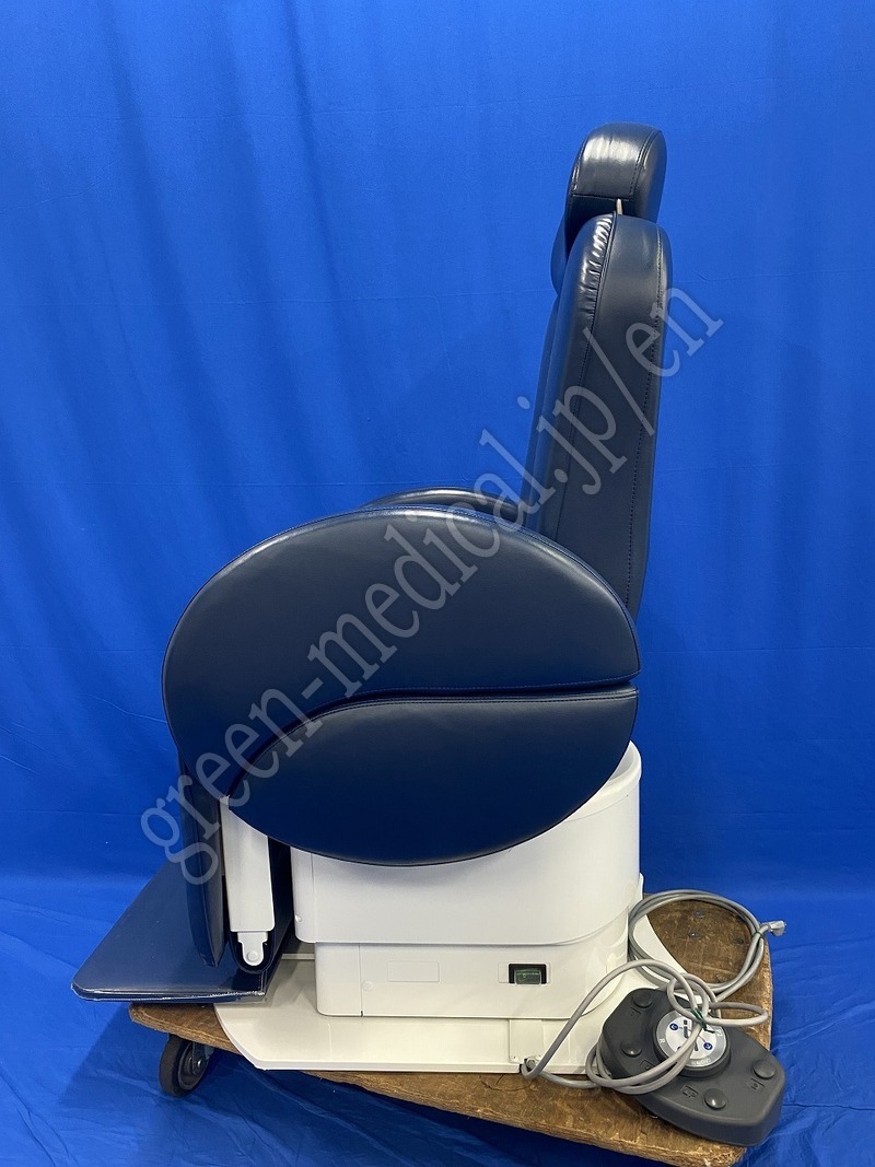 3.〇椅子型電動診察台