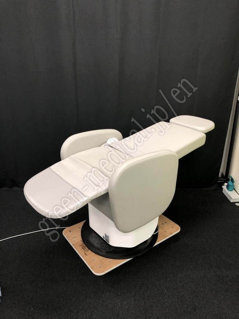 3.〇椅子型診察台 Crex（クレックス）