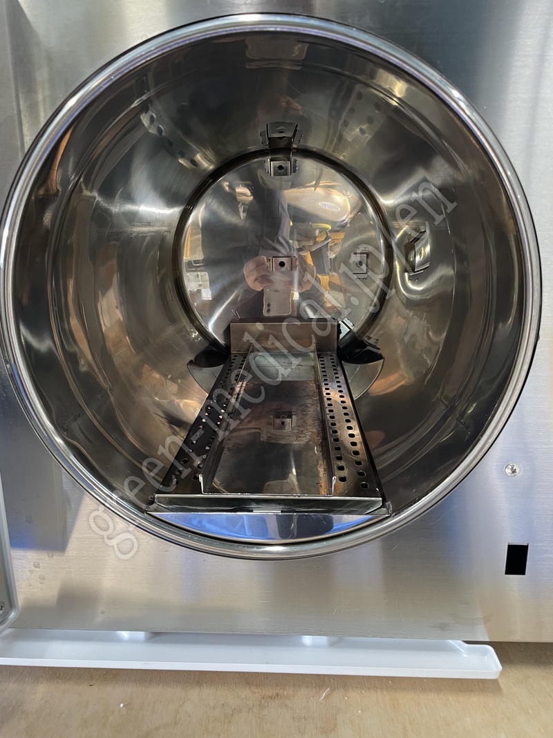 4.高圧蒸気滅菌装置