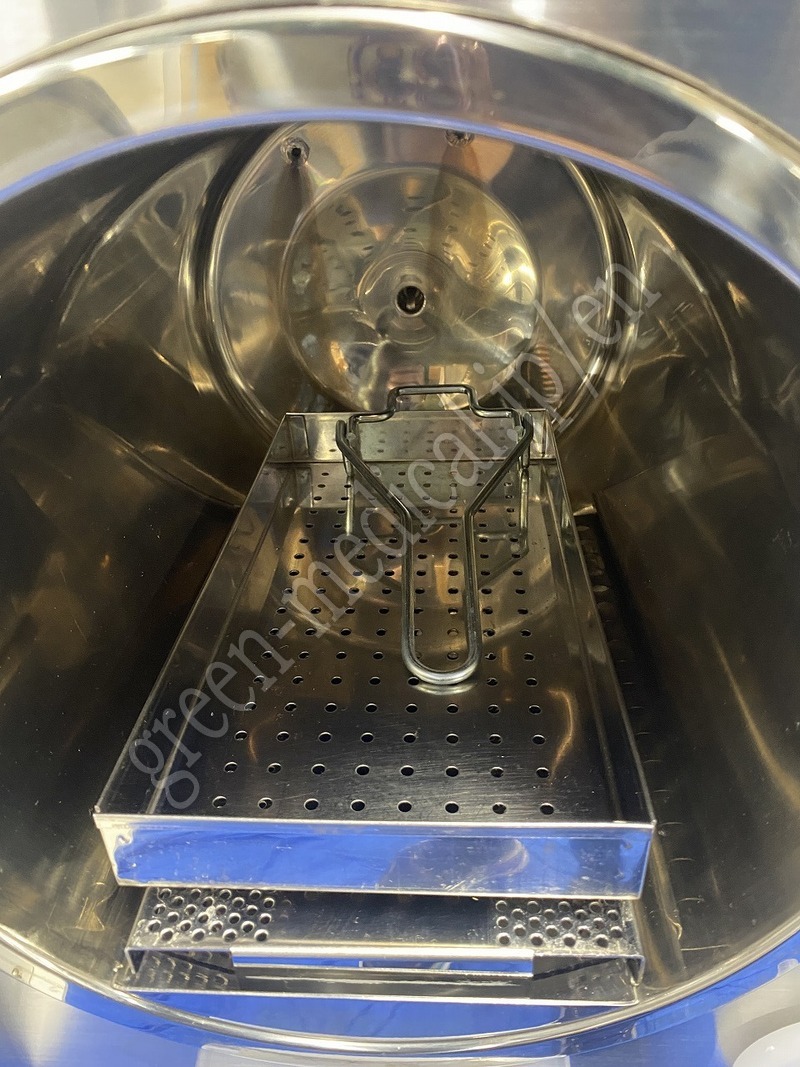 5.〇高圧蒸気滅菌器