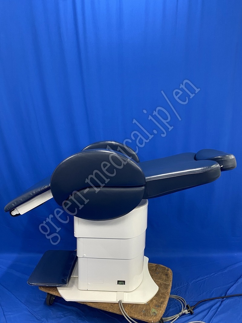 7.〇椅子型電動診察台