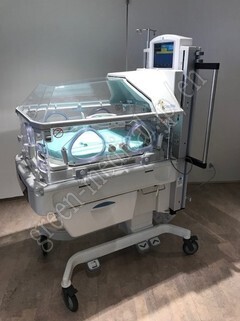 保育器【新古品】